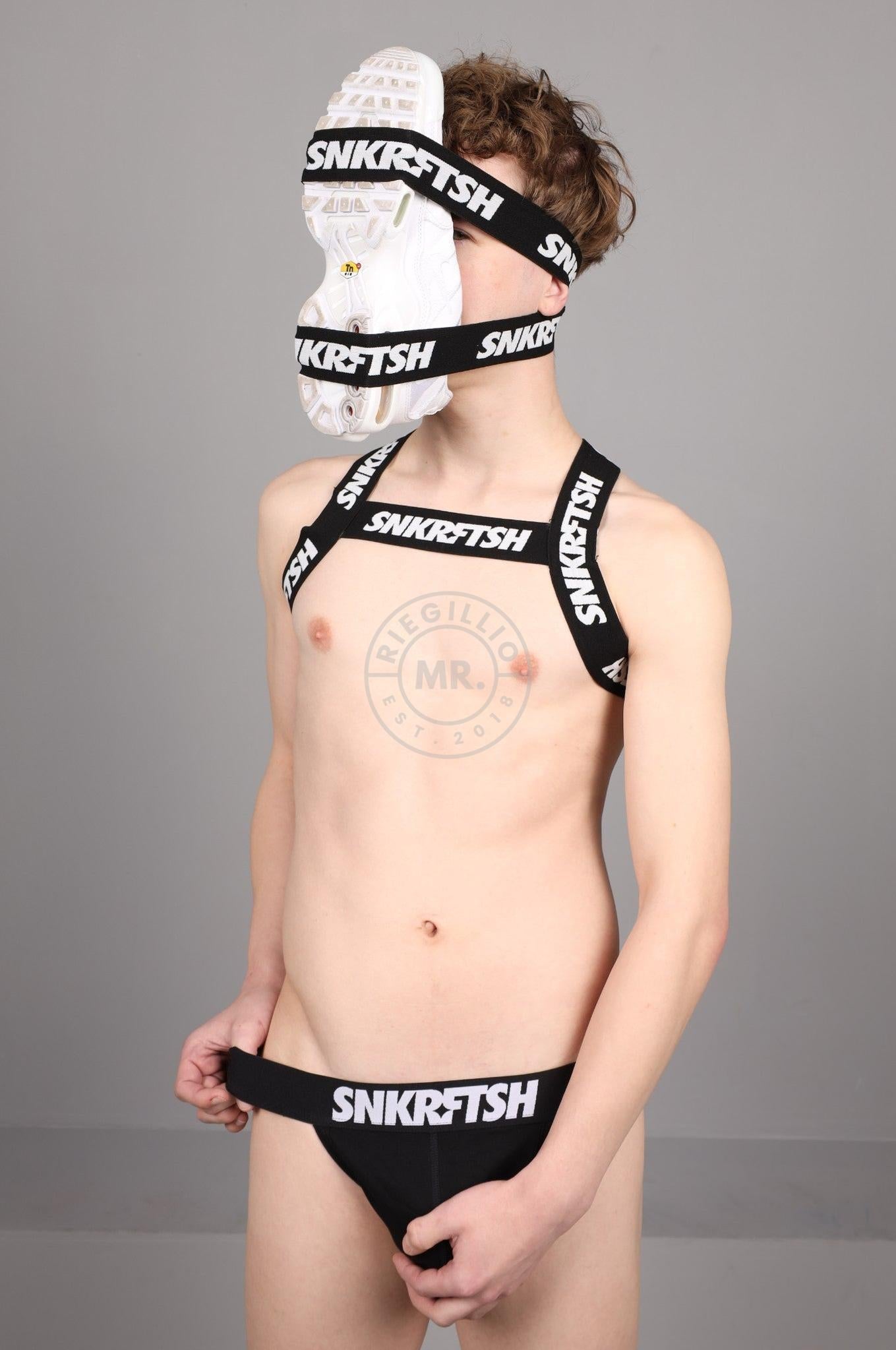 SNKRFTSH Sneaker Sniffer Mask