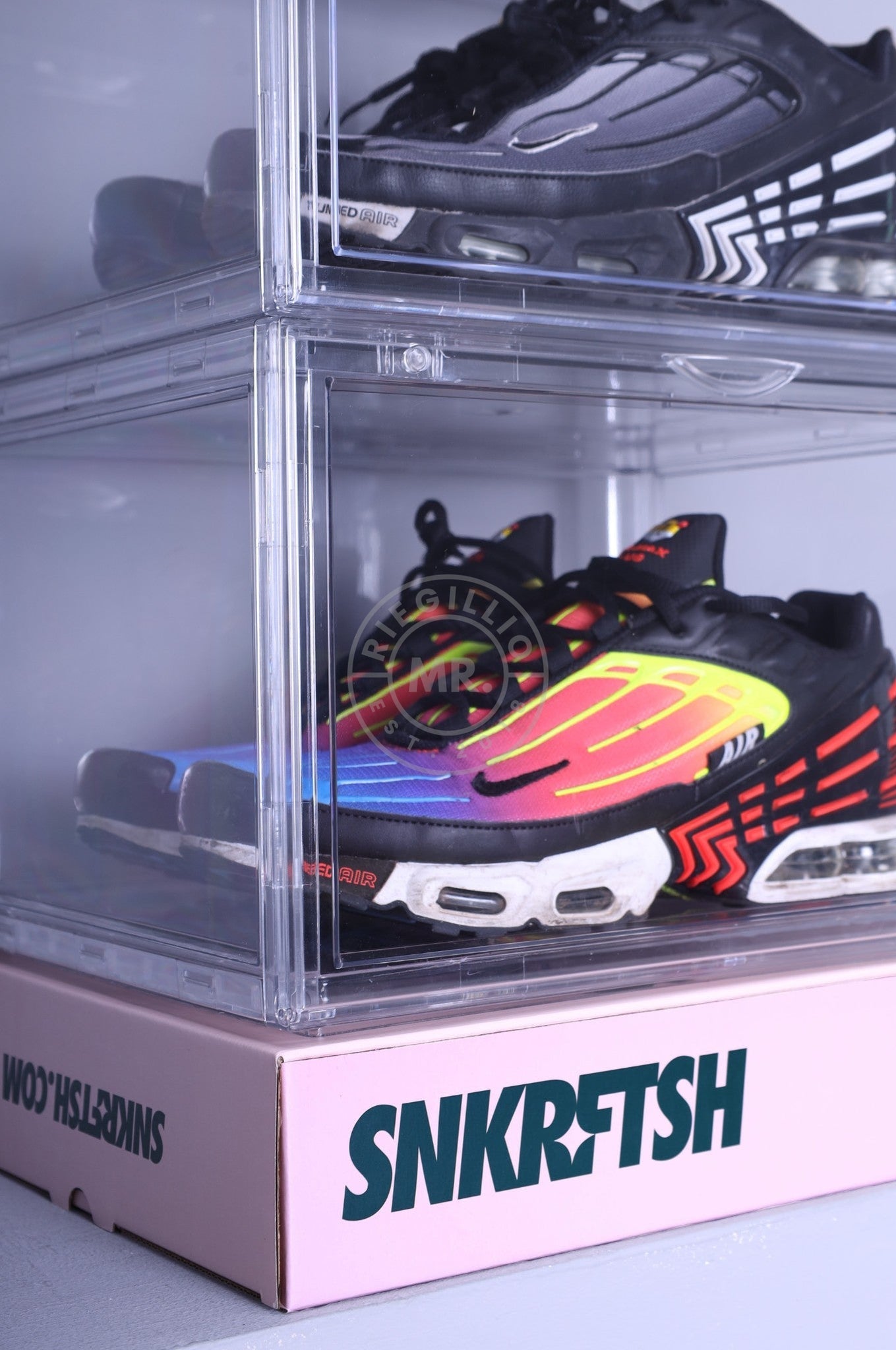 Premium Sneaker Box Transparent