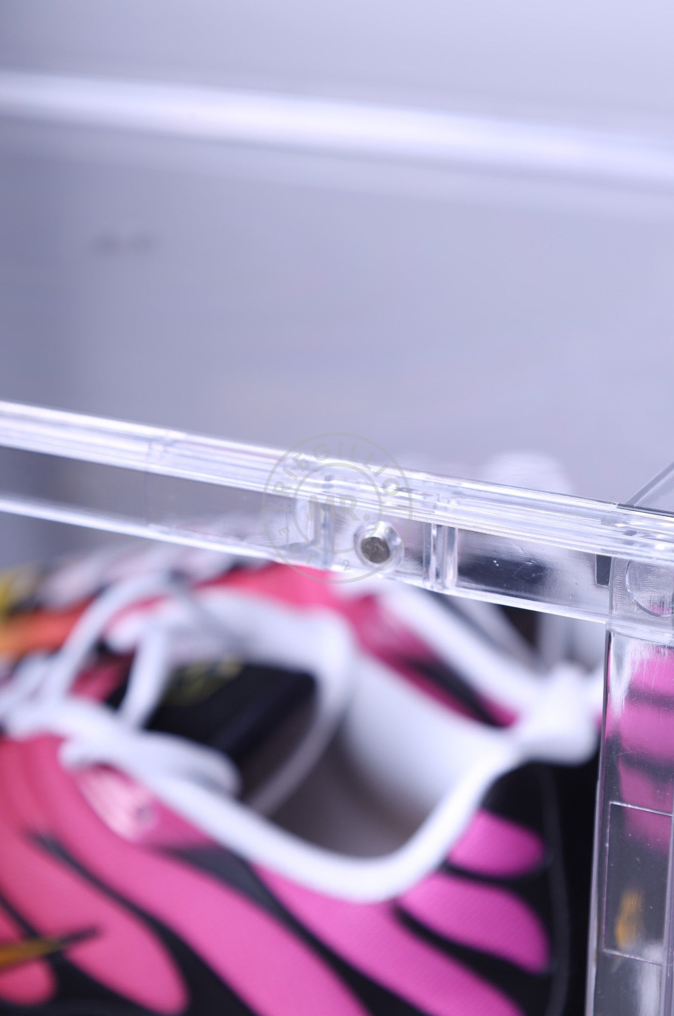 Premium Sneaker Box Transparent